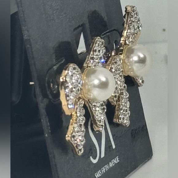 Saks Fifth Ave Gold Tone Crystal Bow with Faux Pearl Post - Picture 3 of 7